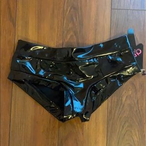 NWT - Cleo The Hurricane Liquid Heroine Hot Pants